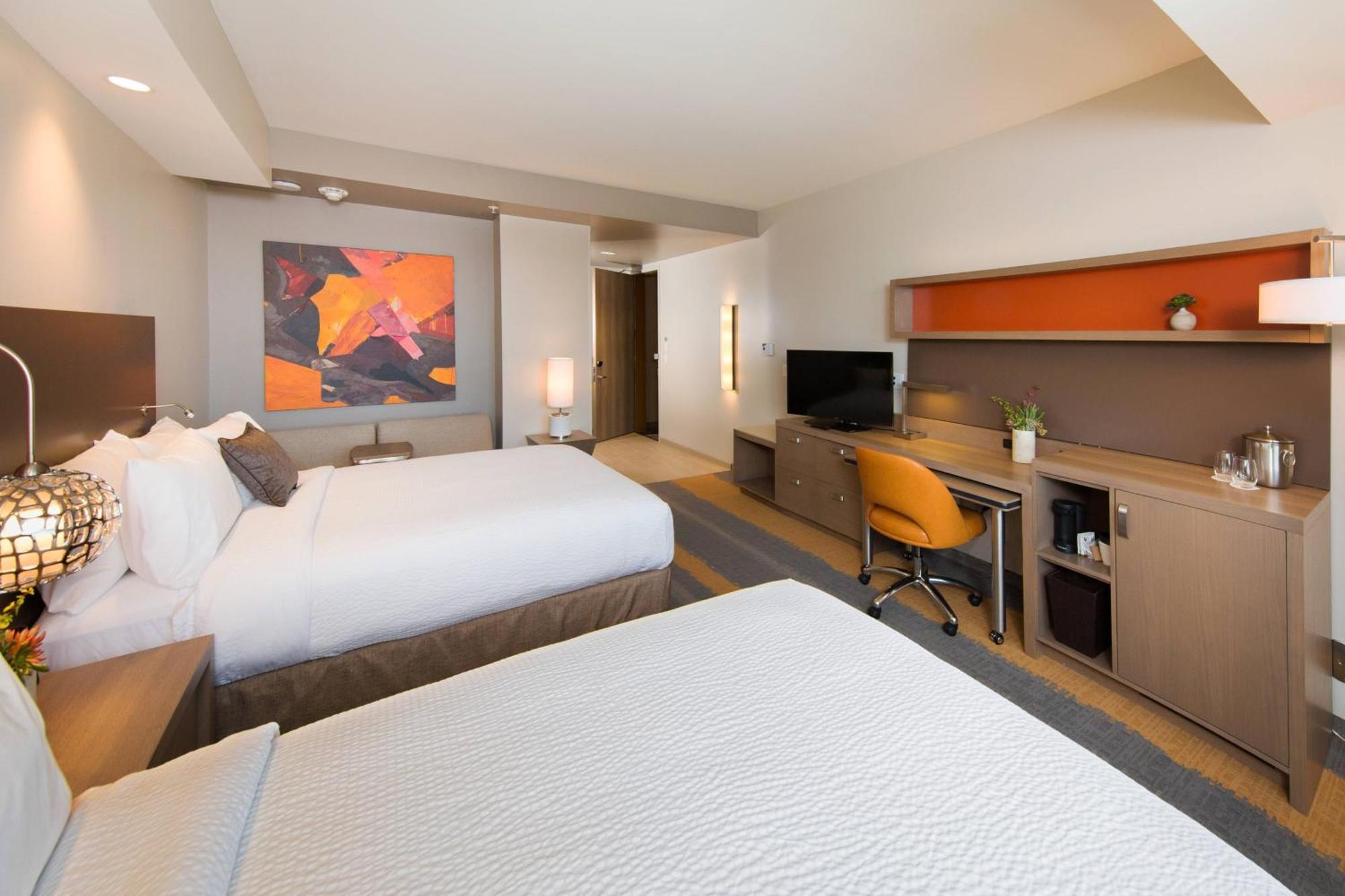 Courtyard By Marriott Phoenix Downtown Exterior foto